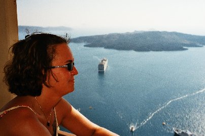 Minna terassilla Firassa.