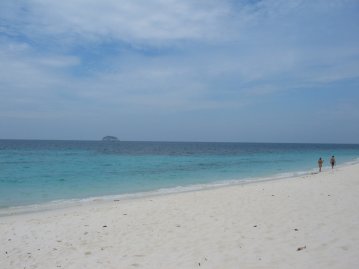 Korallisaaren ranta.