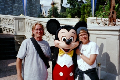 Tapaamme vihdoinkin Mikki Hiiren!